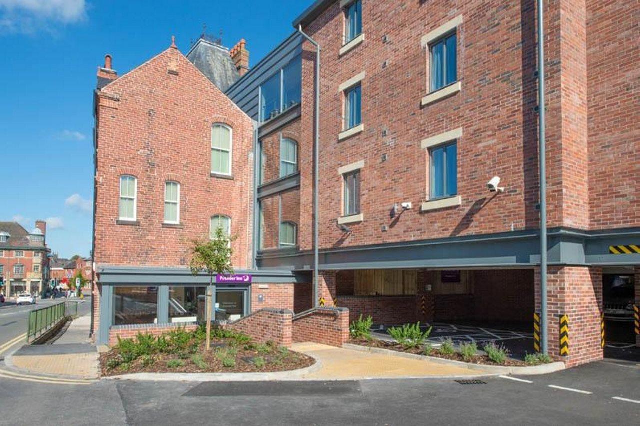 Premier Inn Leek Town Centre Dış mekan fotoğraf