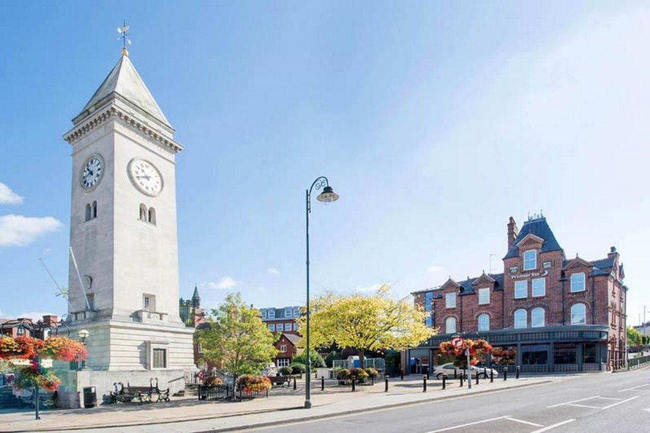 Premier Inn Leek Town Centre Dış mekan fotoğraf