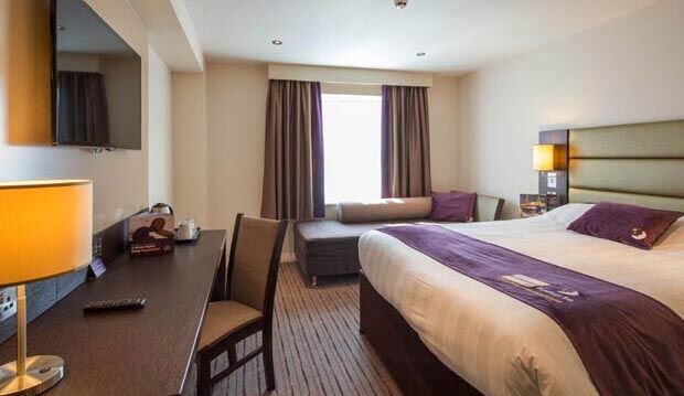 Premier Inn Leek Town Centre Dış mekan fotoğraf